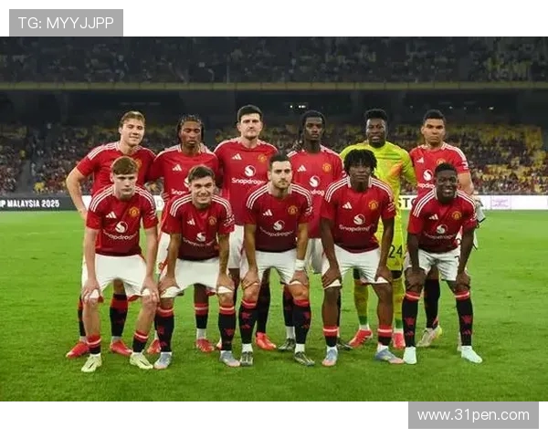 尤文图斯与曼联小组赛激战在即球迷期待精彩对决与历史重演