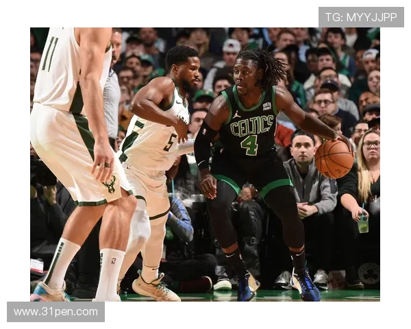 雄鹿与凯尔特人激战精彩瞬间图集回顾与分析