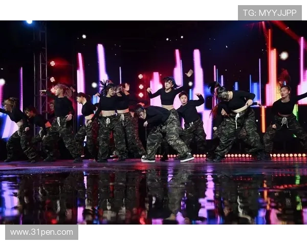 街舞战术揭秘:深入分析上海街舞队的区域防守策略与技巧 街舞战术揭秘:深入分析上海街舞队的区域防守策略与技巧