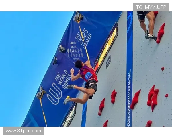 成都攀岩队在全国攀岩耐力排行榜中荣获第九名的佳绩引发关注